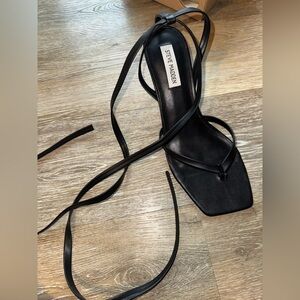 Steve Madden Black Strappy Women's Sandals